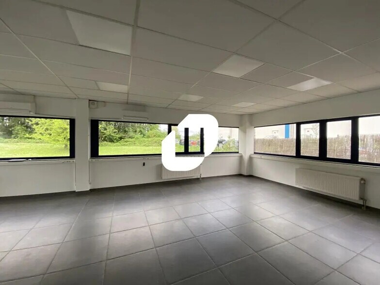 5 Rue De L'Europe, Lille for lease - Interior Photo - Image 3 of 8