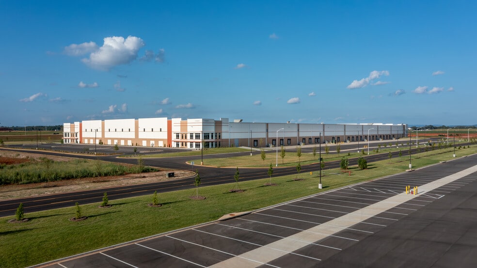 7700 Gunters Way, Madison, AL for lease - Building Photo - Image 3 of 8