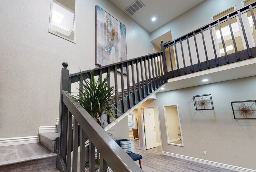 515 13th St, Modesto, CA à louer - Photo du bâtiment - Image 2 de 14