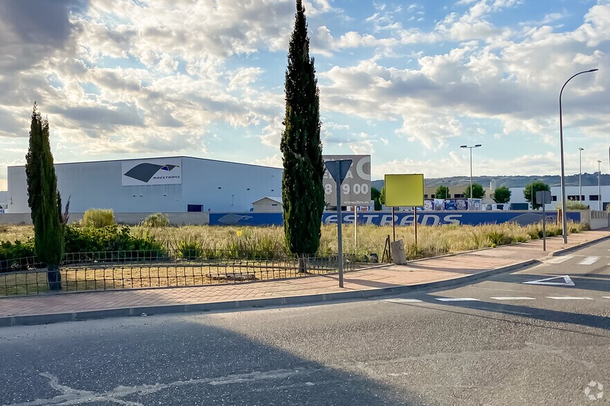 Terrain dans Meco, Madrid à vendre - Photo du bâtiment - Image 2 de 2