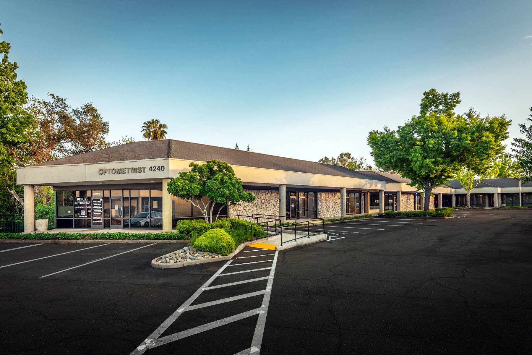 4240 Rocklin Rd, Rocklin, CA for lease Primary Photo- Image 1 of 7