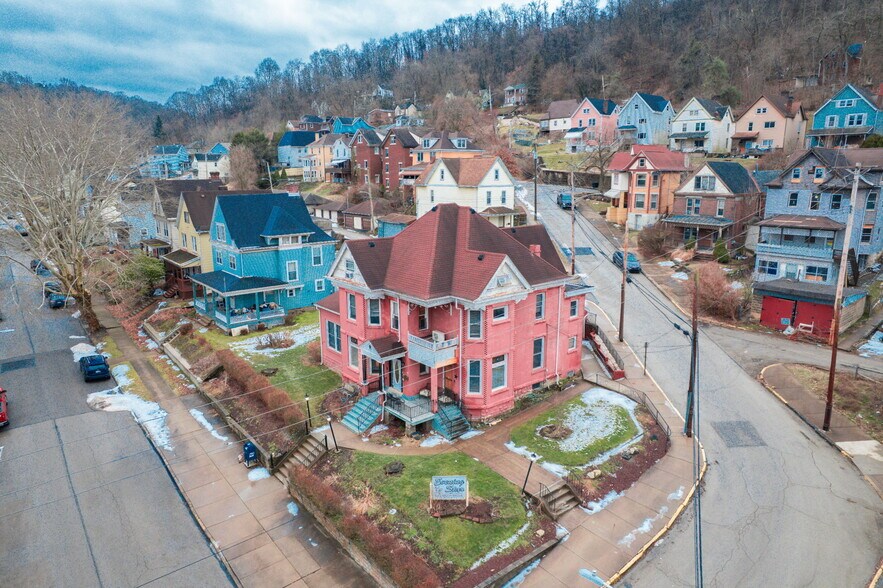 200 Caldwell Ave, Wilmerding, PA à vendre - Photo du bâtiment - Image 3 de 15