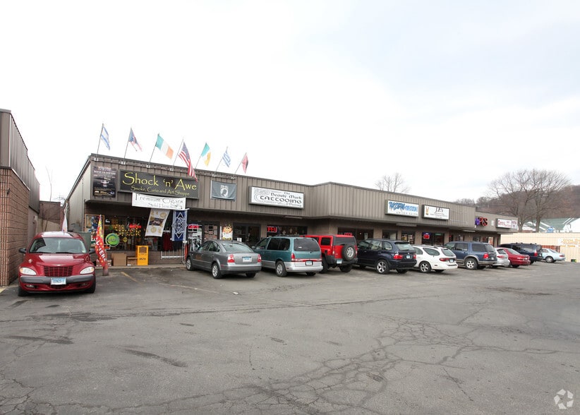 1071-1087 Huntingdon Ave, Waterbury, CT for lease - Primary Photo - Image 1 of 7