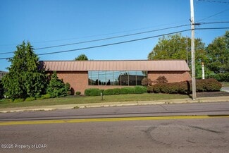 Plus de détails pour 14 N Main St, Plains, PA - Commerce de détail à vendre