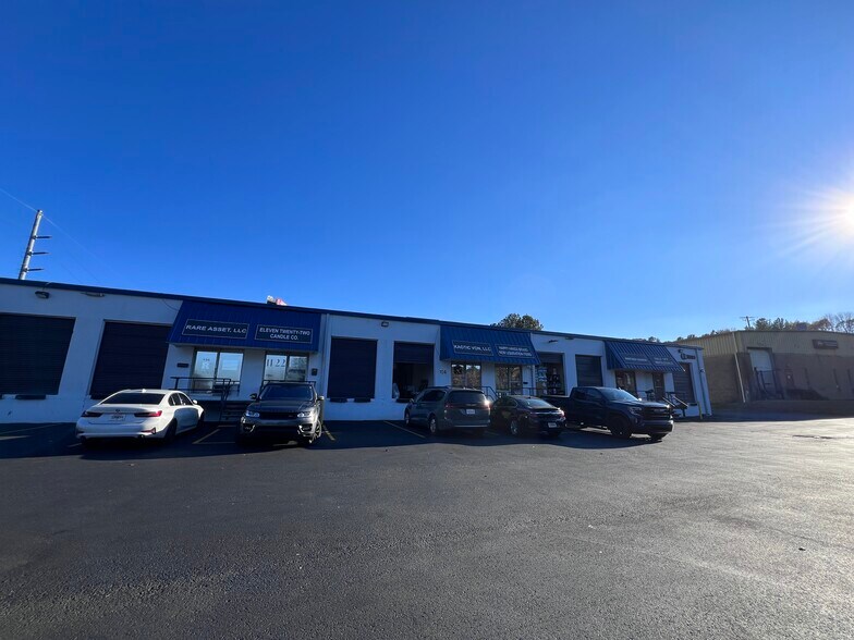 3700 Wendell Dr SW, Atlanta, GA à louer - Photo du bâtiment - Image 2 de 5