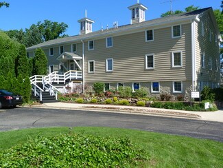 Plus de détails pour 475 River Bend Rd, Naperville, IL - Bureau à louer