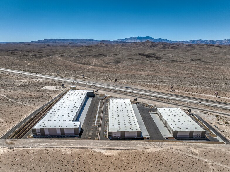 S Las Vegas Blvd, Las Vegas, NV à louer - Photo du bâtiment - Image 3 de 7