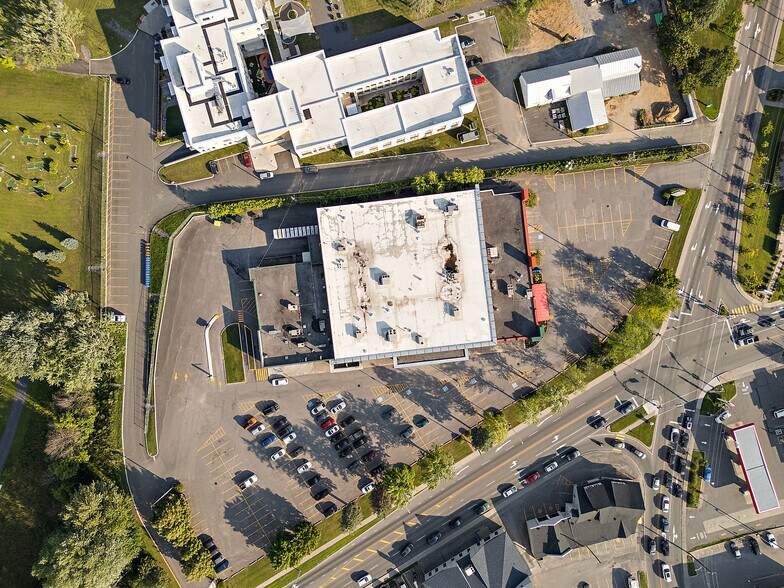 1-19 Papineau, Joliette, QC à louer - Photo du bâtiment - Image 2 de 10