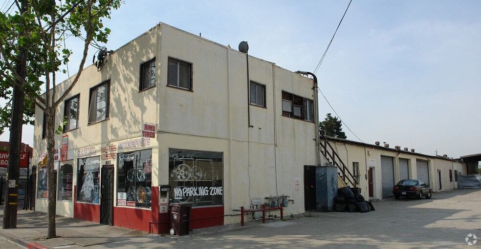 14583 E 14th St, San Leandro, CA à louer - Photo du bâtiment - Image 2 de 9