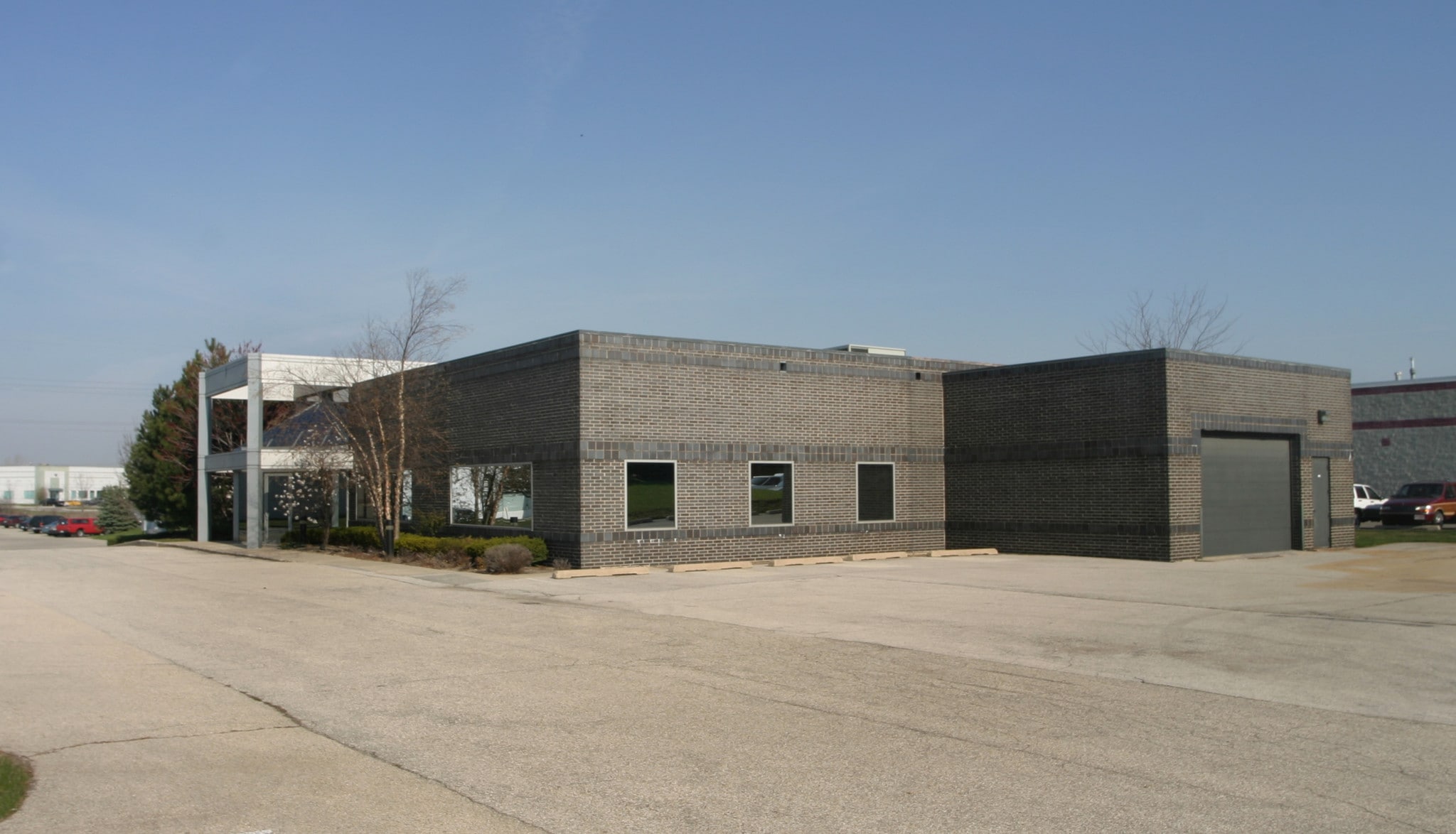975 Campus Dr, Mundelein, IL for sale Building Photo- Image 1 of 3