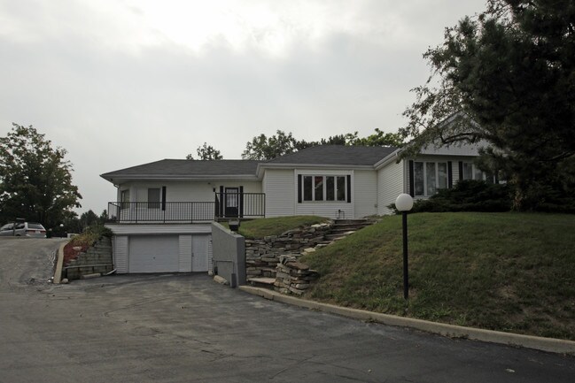 Plus de détails pour 229 Main St S, Brampton, ON - Bureau à louer
