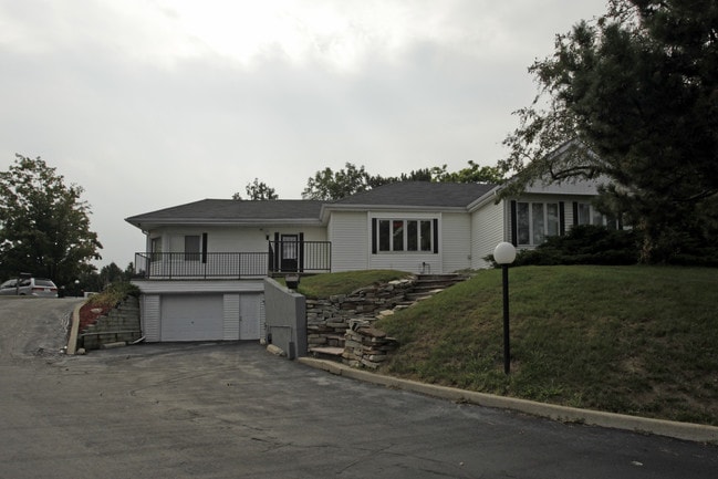 More details for 229 Main St S, Brampton, ON - Office for Lease