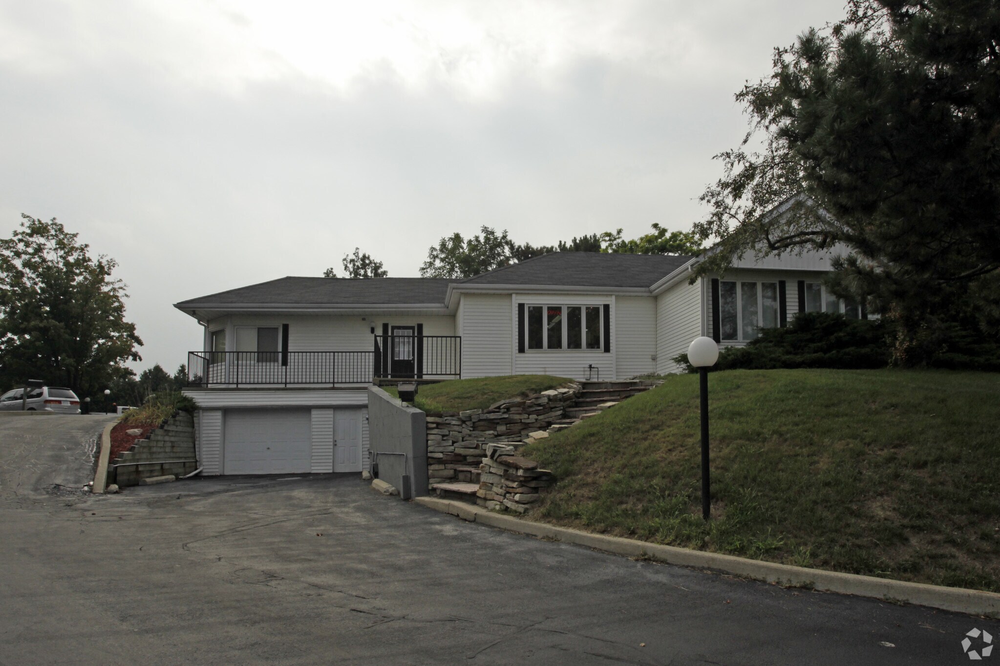 229 Main St S, Brampton, ON for sale Primary Photo- Image 1 of 1