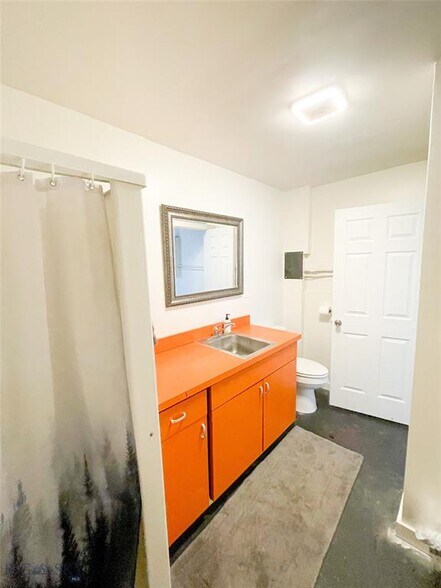 704 Front St, Bozeman, MT à vendre - Photo intérieure - Image 3 de 13