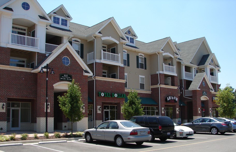 650 Stoney Creek Ln, Newport News, VA à louer - Photo du bâtiment - Image 2 de 54