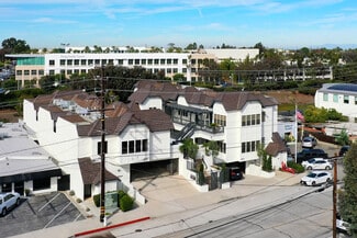 Plus de détails pour 471 N Old Newport Blvd, Newport Beach, CA - Bureau à louer