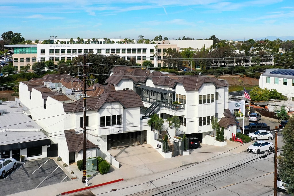 471 N Old Newport Blvd, Newport Beach, CA for lease Building Photo- Image 1 of 12