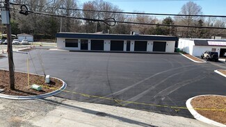 Plus de détails pour 2502-2504 English Rd, High Point, NC - Commerce de détail à louer
