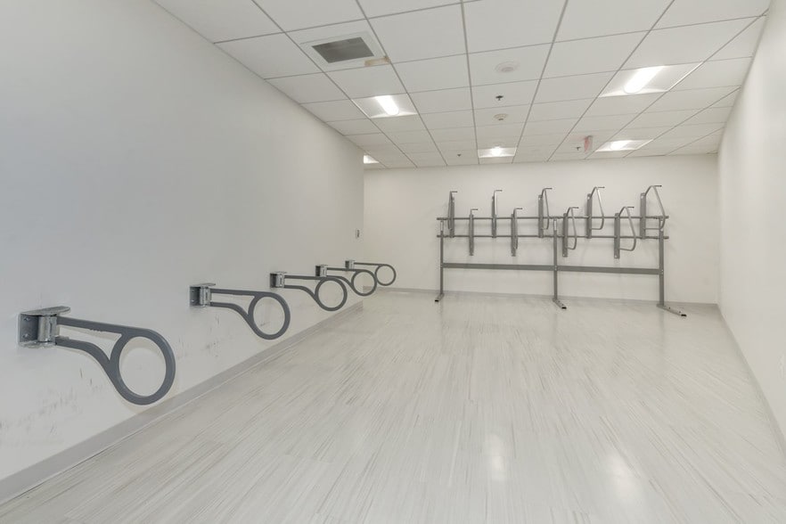 1101 Connecticut Ave NW, Washington, DC for lease - Interior Photo - Image 3 of 29