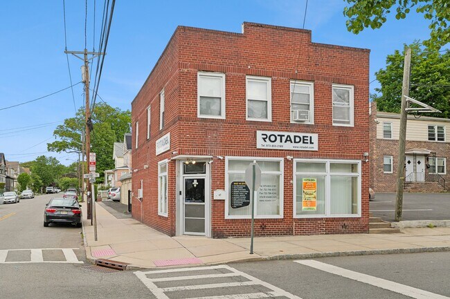 More details for 47 Chestnut St, West Orange, NJ - Retail for Sale