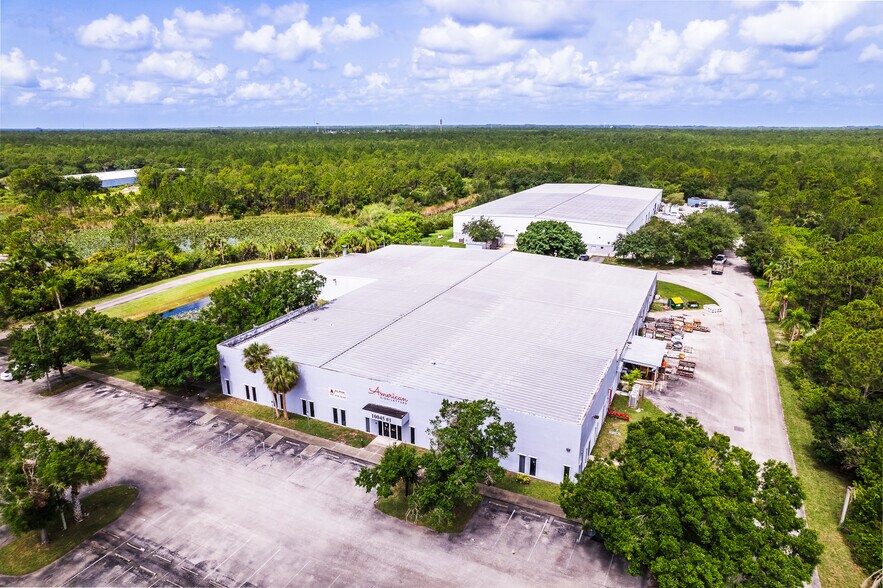 10045 102nd Ter, Sebastian, FL à vendre - Photo du bâtiment - Image 2 de 28