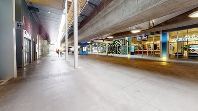 800 Carnarvon St, New Westminster, BC for lease Building Photo- Image 1 of 13