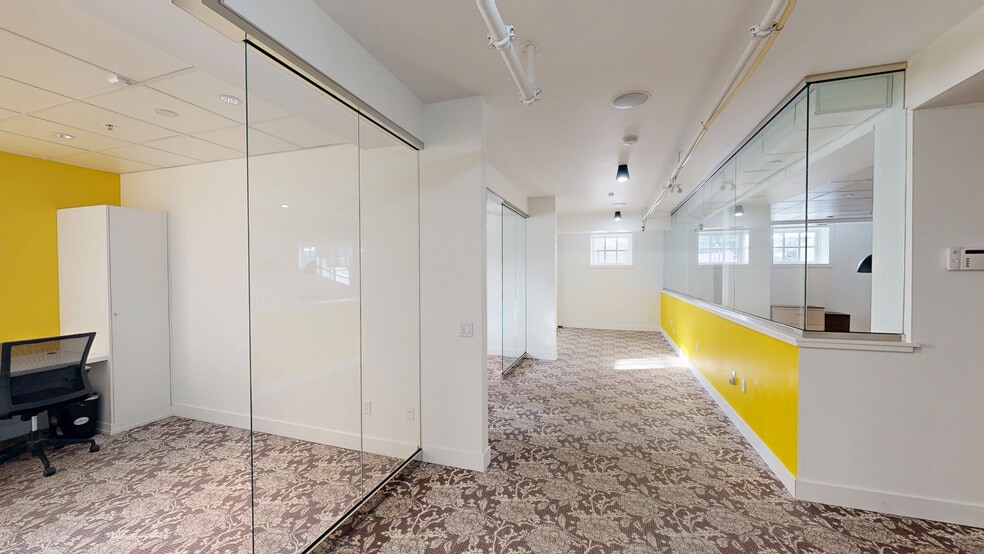 456 12th Ave SE, Calgary, AB à louer - Numérisation 3D de Matterport - Image 2 de 6
