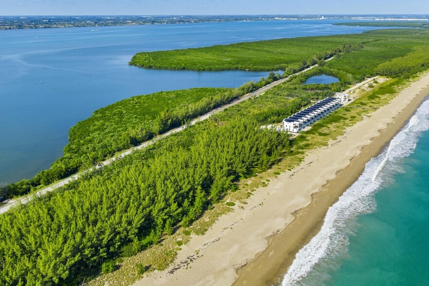 S Ocean Dr, Fort Pierce, FL for sale - Building Photo - Image 2 of 23