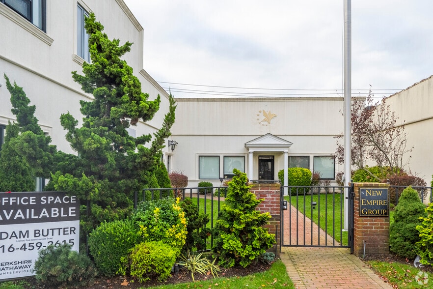 214 W Park Ave, Long Beach, NY for lease - Building Photo - Image 2 of 3