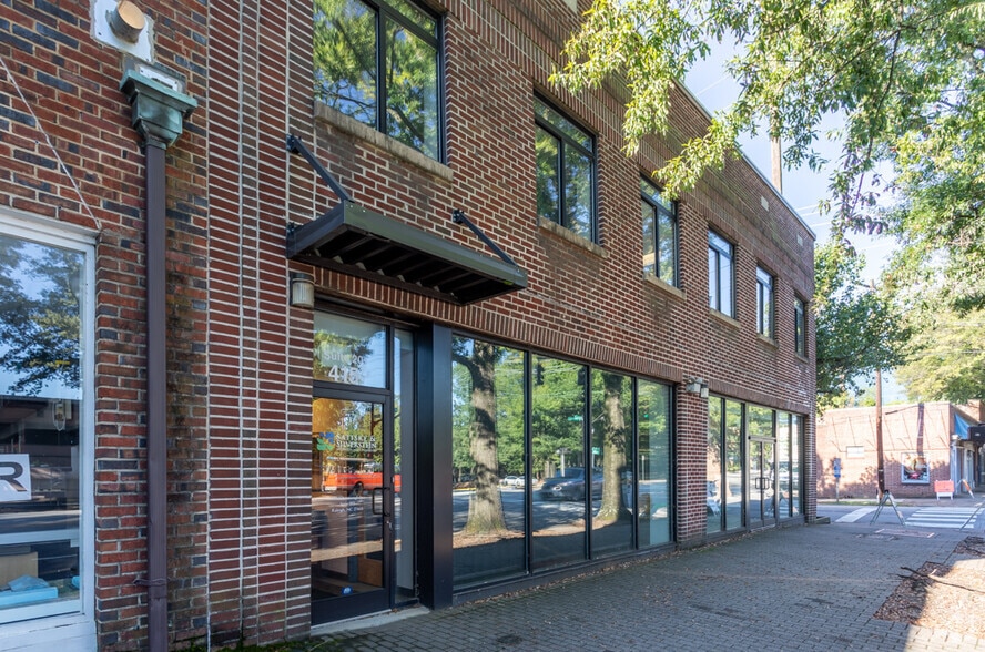 415 Hillsborough St, Raleigh, NC à louer - Photo du bâtiment - Image 2 de 7