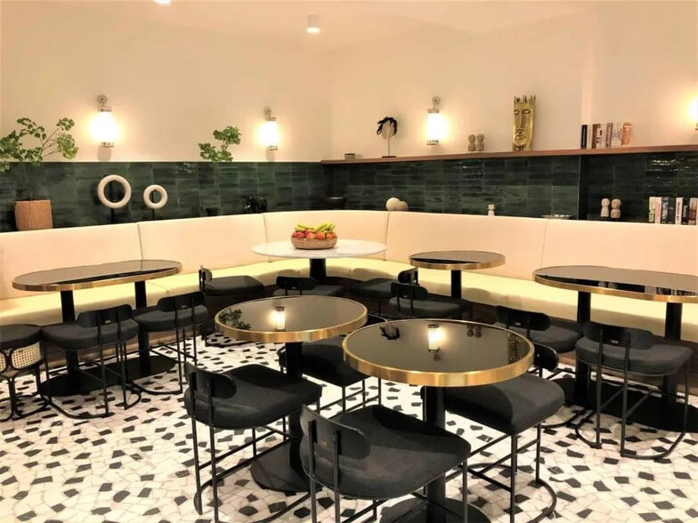 29 Rue De Choiseul, Paris for lease - Interior Photo - Image 1 of 6