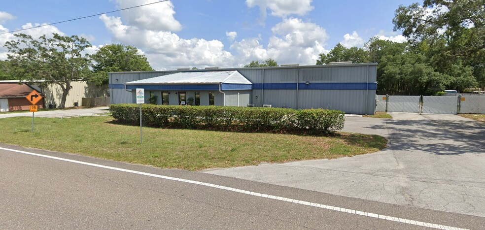 16210-16214 Aviation Loop Dr, Brooksville, FL à louer - Photo du bâtiment - Image 1 de 9