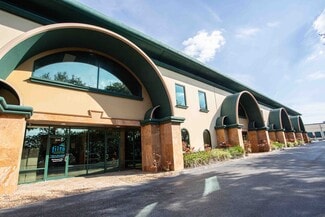 Plus de détails pour 6979 Kingspointe Pkwy, Orlando, FL - Bureau à louer