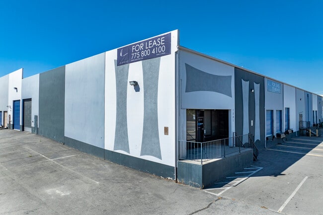 Plus de détails pour Deming Way and E Glendale Avenue, Sparks, NV - Industriel à louer