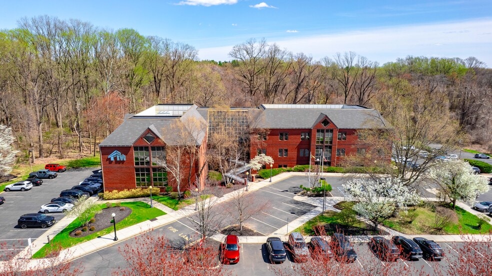 11 Tindall Rd, Middletown, NJ for sale - Building Photo - Image 2 of 15