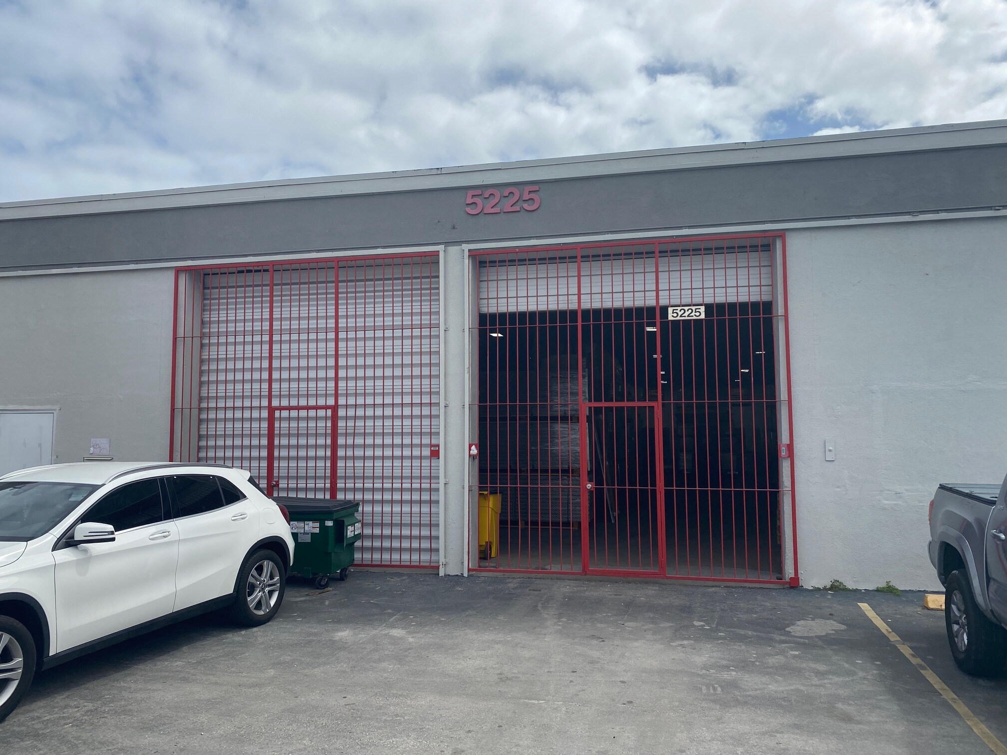 3580 NW 54th St, Miami, FL à vendre Photo du bâtiment- Image 1 de 1