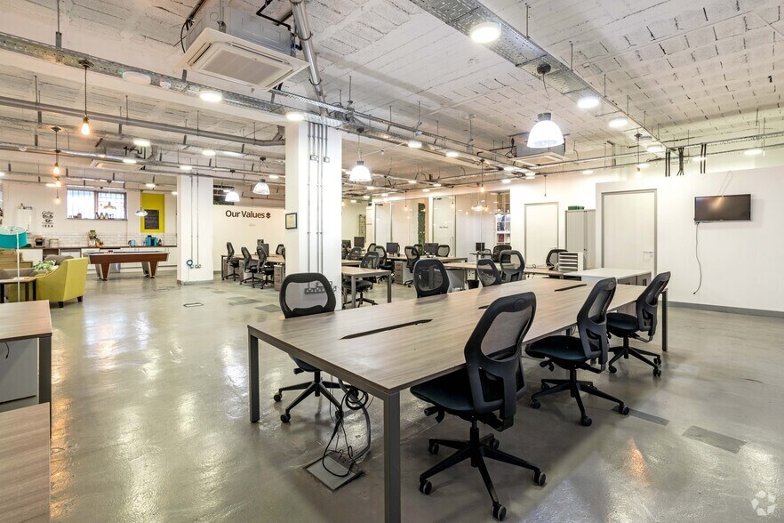 16-20 The Causeway, Teddington à louer - Photo intérieure - Image 2 de 7