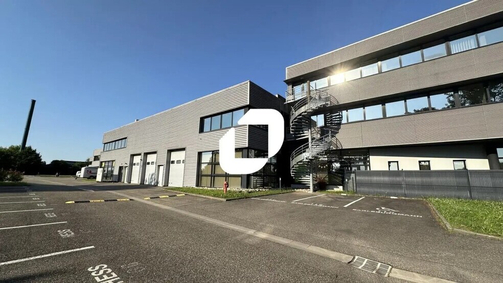 1 Rue Du Dépôt, Niederhausbergen à louer - Photo du bâtiment - Image 2 de 29