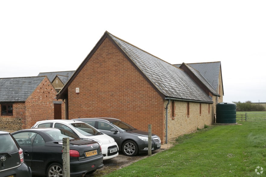 6-11 Forest Gate, Chippenham for lease - Building Photo - Image 2 of 2