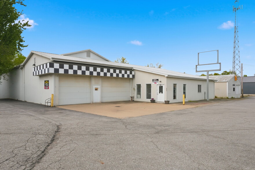 645 W 155 S, Angola, IN for sale - Building Photo - Image 2 of 35