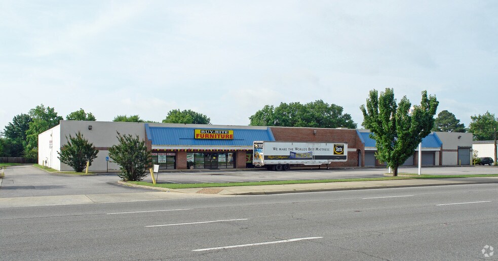 4205 W Mercury Blvd, Hampton, VA à vendre - Photo principale - Image 1 de 26