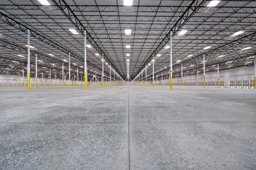 1207 E Grant Line Rd, Tracy, CA à louer - Photo intérieure - Image 2 de 4