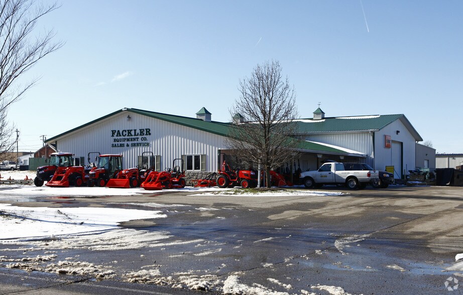 653 Home Rd N, Mansfield, OH à vendre - Photo principale - Image 2 de 15