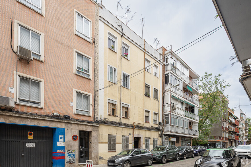 Calle Lorenzo González, 14, Madrid, Madrid for lease - Primary Photo - Image 1 of 2