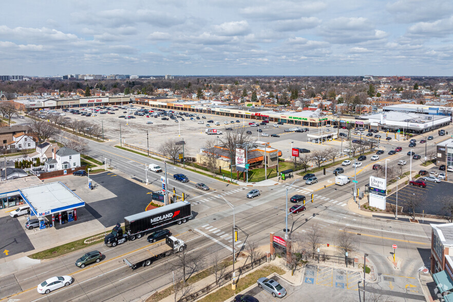 7200-7342 W Foster Ave, Chicago, IL à louer - A rien - Image 3 de 6