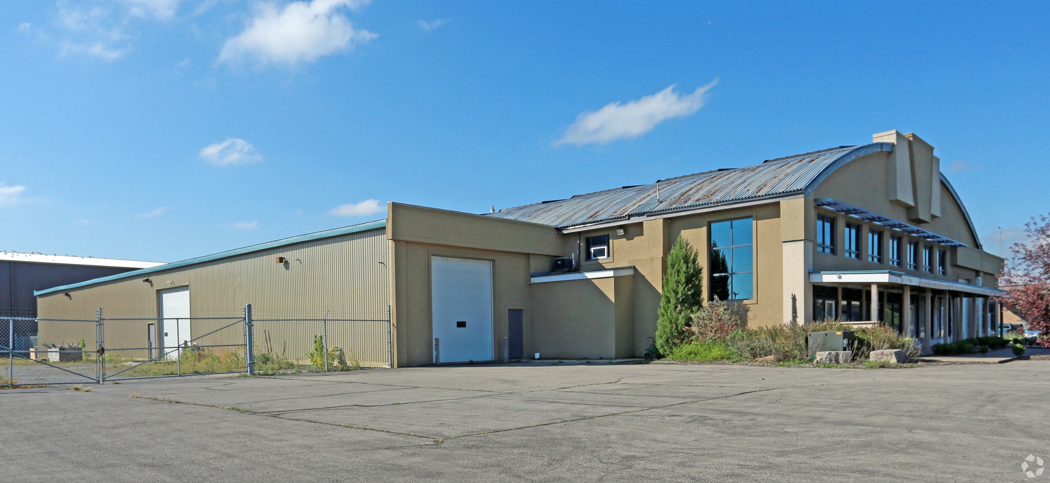 150 Dunkirk Rd, St Catharines, ON for lease Primary Photo- Image 1 of 4