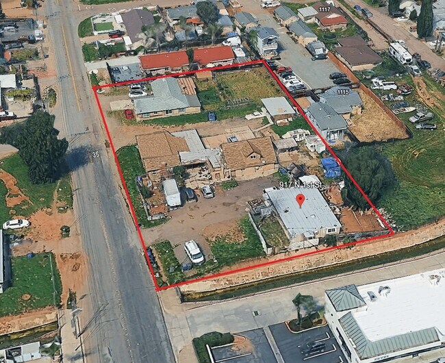 Plus de détails pour 917 N 1st St, El Cajon, CA - Multi-résidentiel à vendre