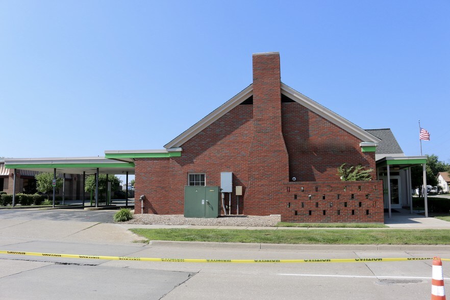 1617 23rd St, Port Huron, MI à vendre - Photo du bâtiment - Image 2 de 19