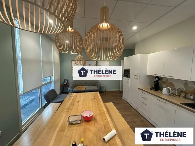 Office in Montpellier for lease - Interior Photo - Image 2 of 10