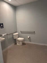 200 Creek Crossing Blvd, Hainesport, NJ for lease Interior Photo- Image 1 of 5